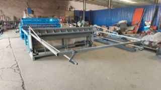 Máy hàn tấm lưới xây dựng