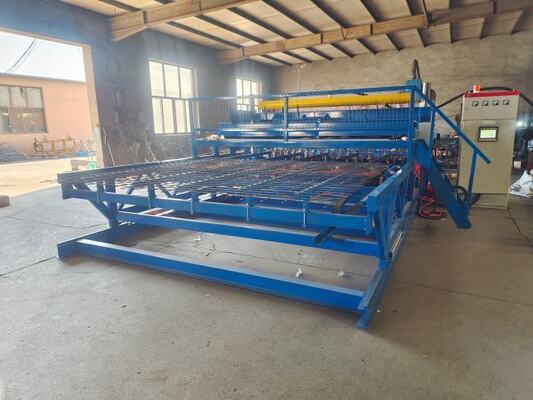 chiều dài tấm lưới 12m Kích thước cốt thép 5-12mm Máy hàn lưới gia cố CE