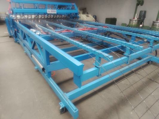 Chiều cao cuộn Máy lưới thép hàn 2,4m Công suất 300 cuộn mỗi ngày
